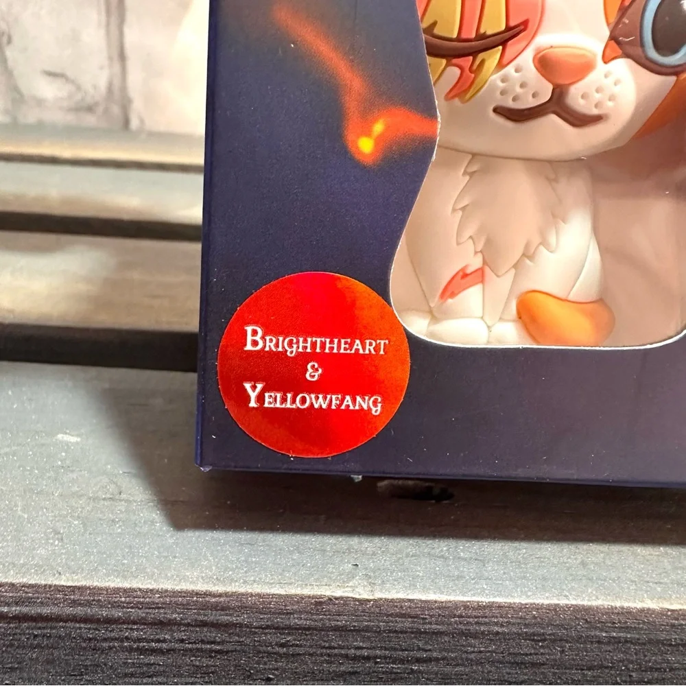 NEW Warrior Cats Figures The Prophecies Begin Series Brightheart And Yellowfang